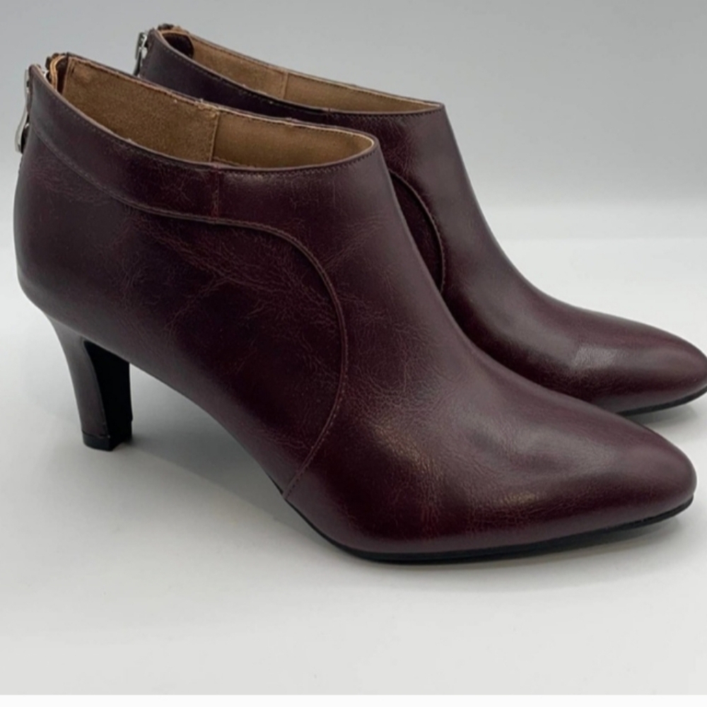 Life Stride Leather Burgundy Georgia Maroon Boho Moto Ankle Boot In Pinot Noir